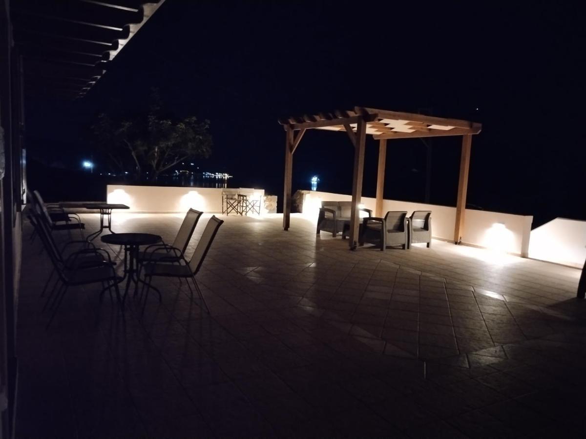 Astradeni Luxury Apartments Kratir Skála Dış mekan fotoğraf